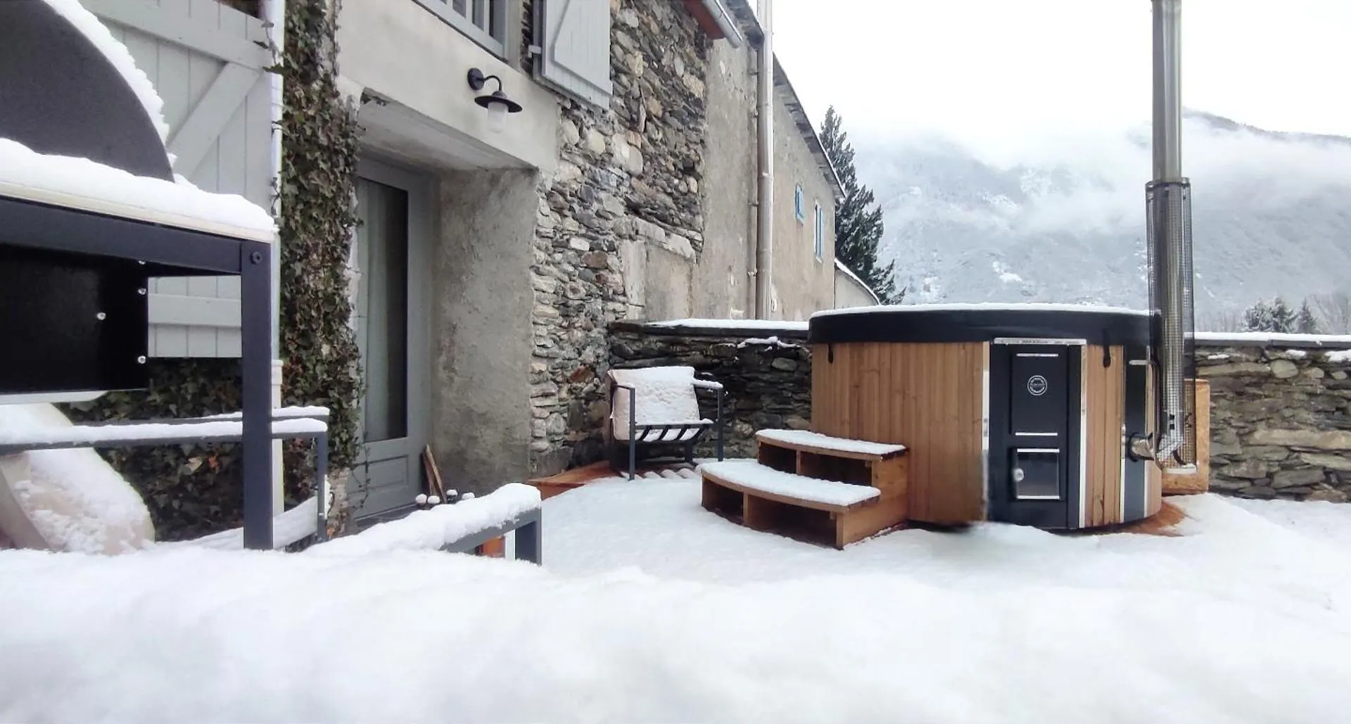 Maison Pyrenea Grand Gite Prestige Saint-Lary Bourisp