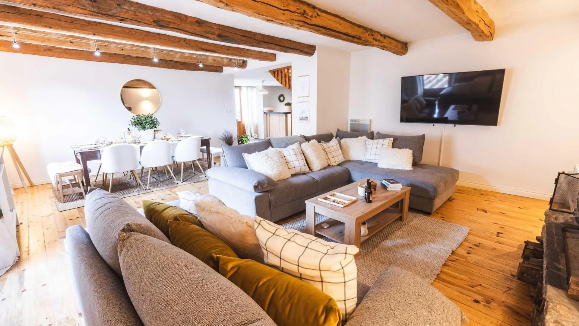 Maison Pyrenea Grand Gite Prestige Saint-Lary Bourisp Feriehus
